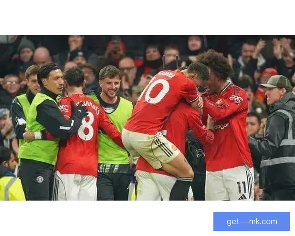 曼联正式完成德里赫特转会强化后防阵容