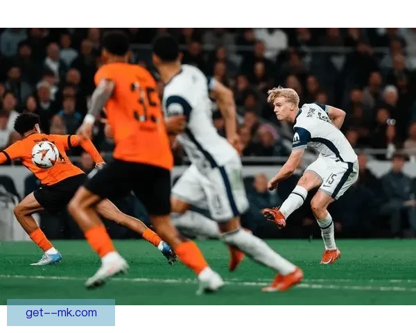 英超焦点战切尔西主场2比0力克狼队稳固积分榜位置